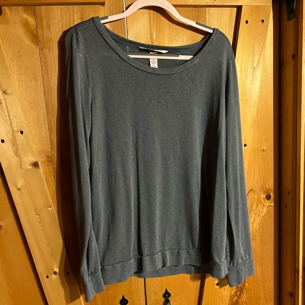 Victoria’s Secret long sleeve grey shirt.